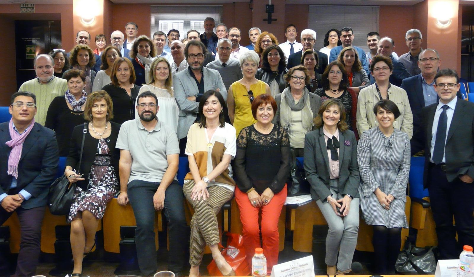 Editores universitarios, en la clausura de la Asamblea General de la UNE 2015 / Rosa de Bustos