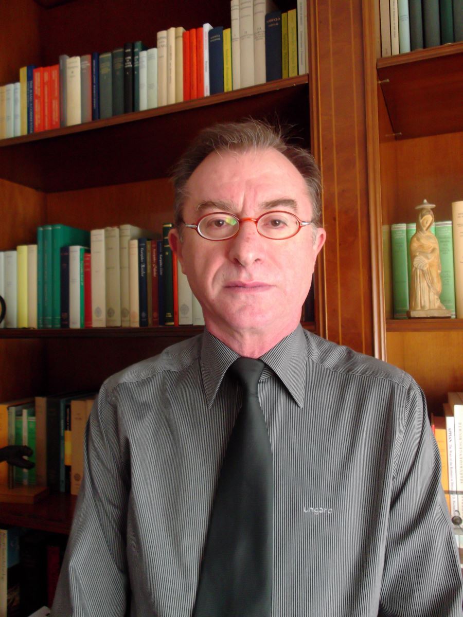 Alberto Lázaro