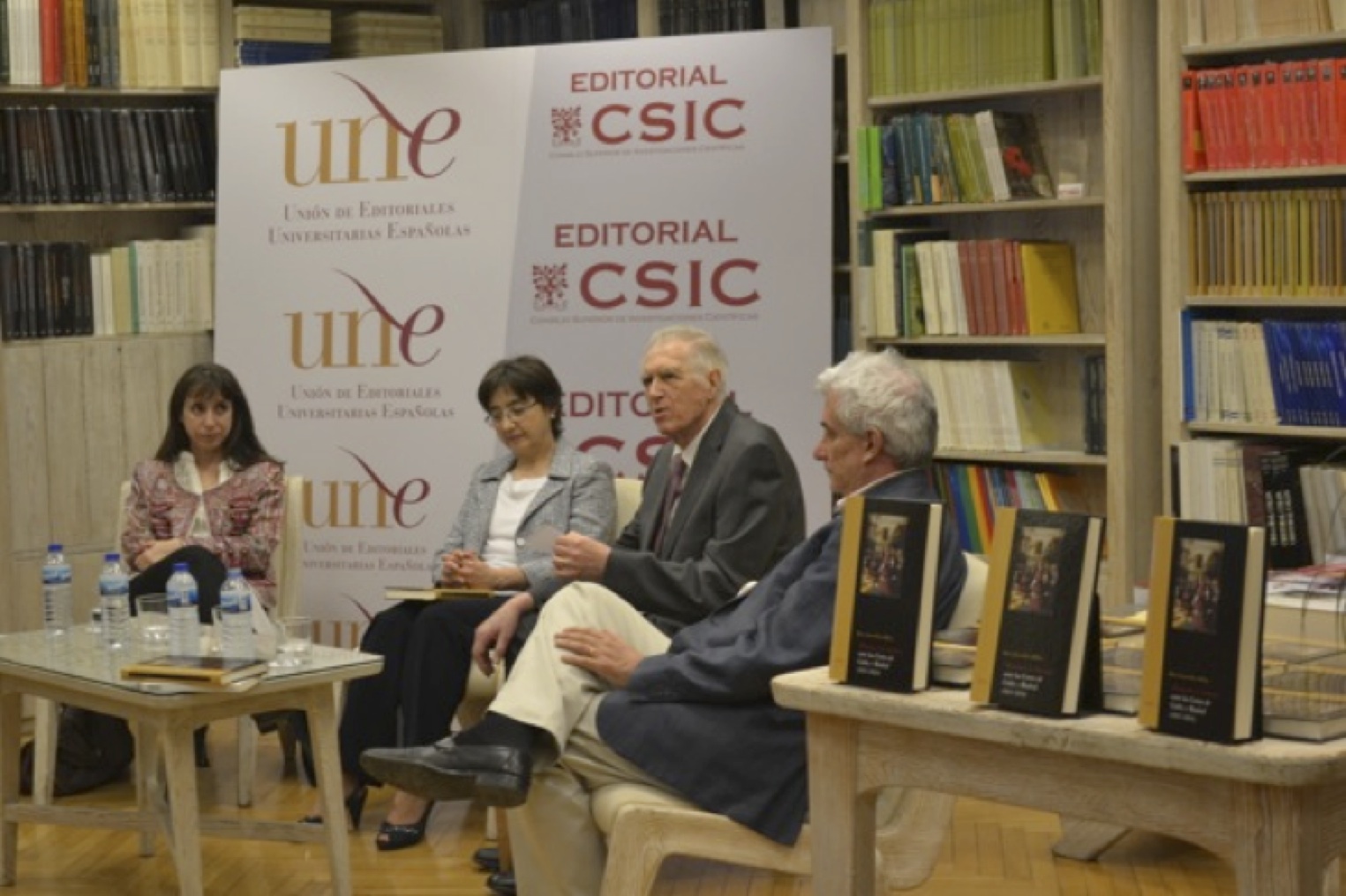 Marie-Laure Rieu-Millan: " Ochenta y seis diputados ultramarinos llegaron a sentarse en las Cortes de Cádiz"