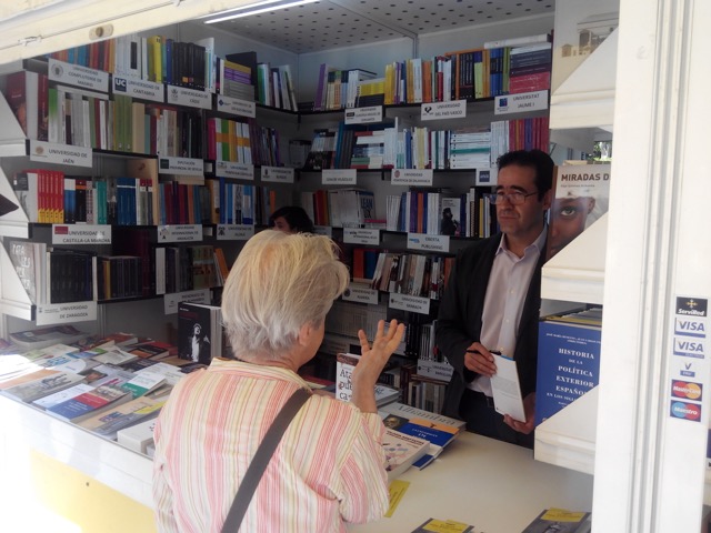 `La ópera como teatro cantado", obra más vendida de las editoriales universitarias en la Feria del Libro