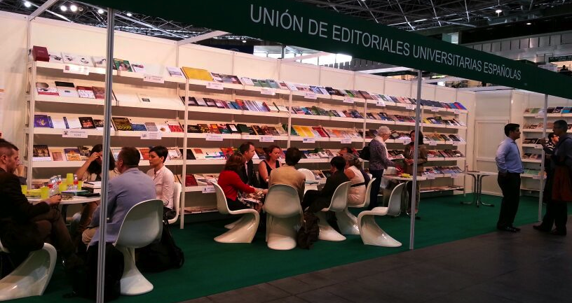 Medio centenar de editoriales universitarias han acudido a la cita del Líber 2013