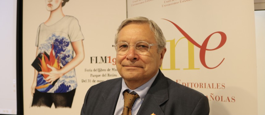 Manuel Gil, Premio Nacional a la Promoción de la Edición Universitaria 2020