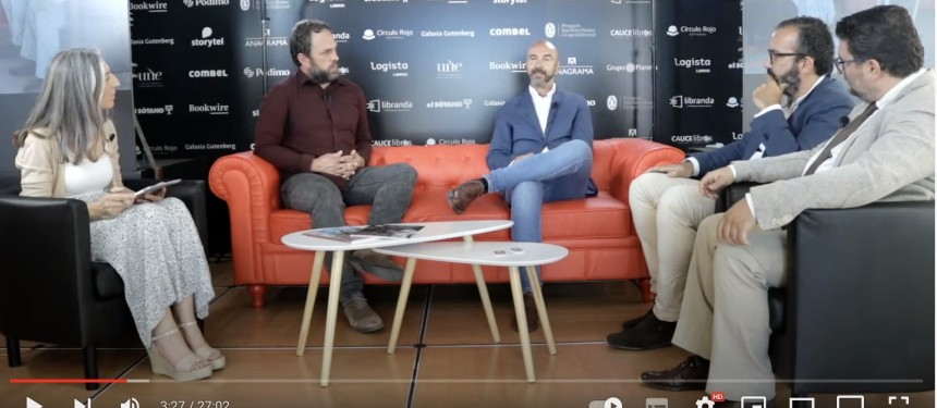 El libro universitario, más alla de la academia. La mirada de Saúl Martínez, Pablo Velasco, Manuel Joaquín Salamanca e Isaac Caselles. 