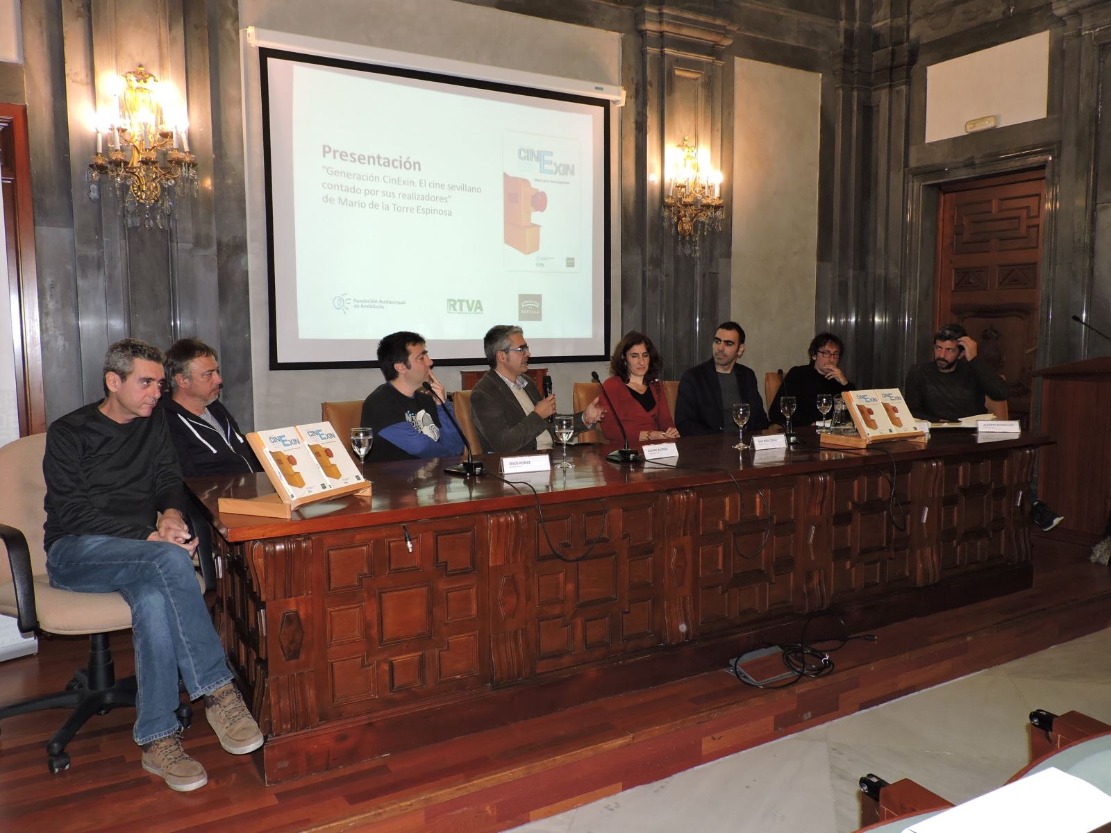 Presentación del libro "Generación CinExin. El cine sevillano contado por sus realizadores"