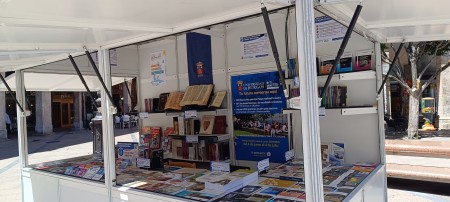 La UBU presenta sus publicaciones en acceso abierto en la Feria del Libro de Burgos