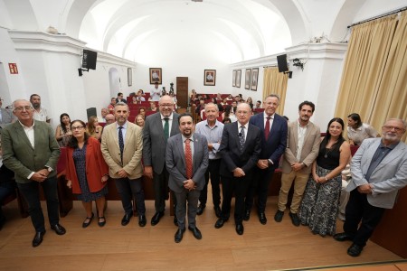 La Facultad de Filosofía y Letras inaugura oficialmente el curso académico 2026-27 y presenta el libro «El Hospital del Cardenal Salazar» (UCOPress 2026)