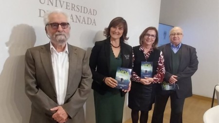 Presentación "Vida: Nuevas Ideas desde el Punto de Vista Físico" de Eduardo Battaner López